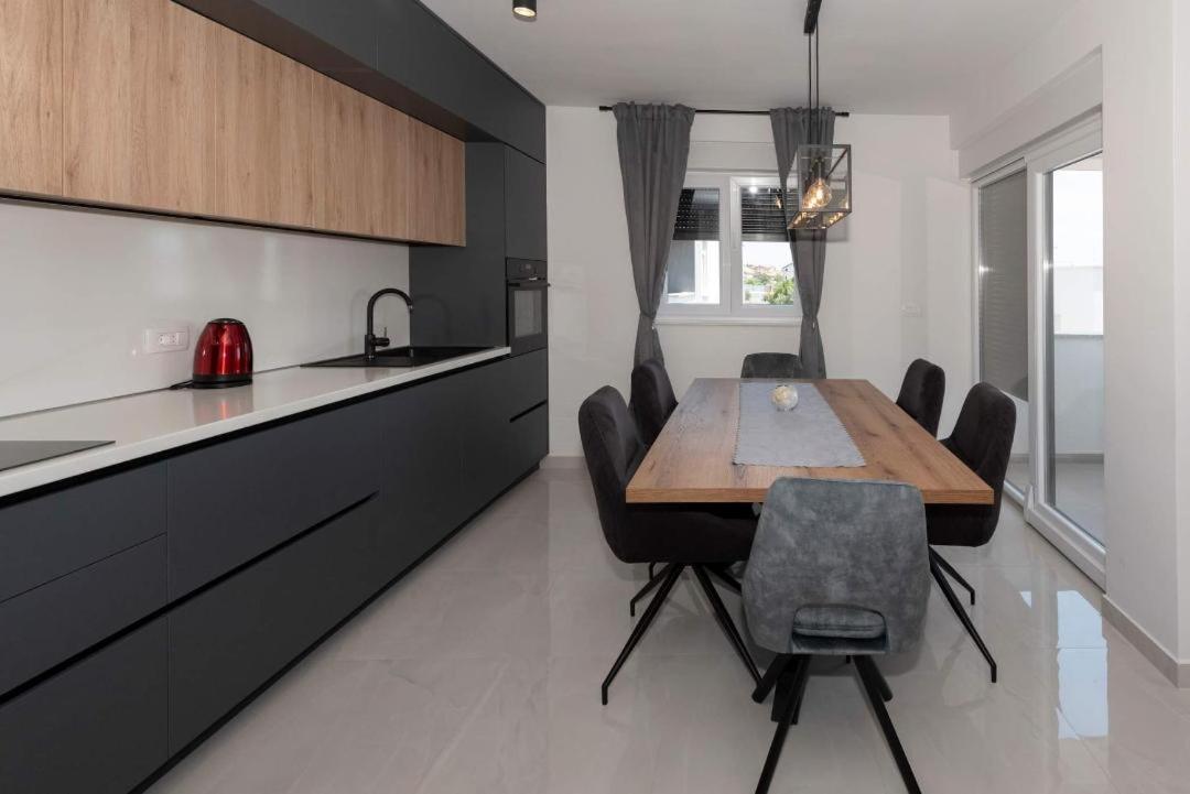Penthouse Paola- Modern And Luxury Apartment In Zadar Exteriör bild